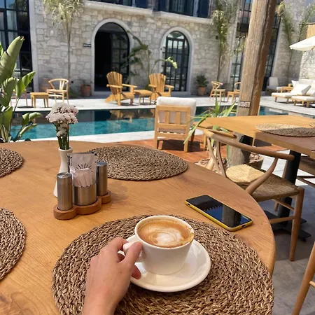 Hotel Rhea Boutique