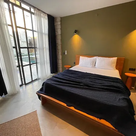 Rhea Boutique Hotel