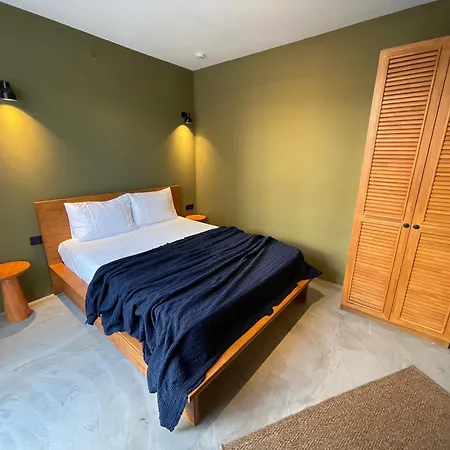 Hotel Rhea Boutique *
