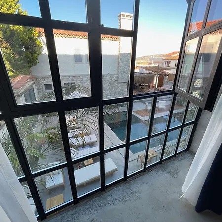 Rhea Boutique Szálloda