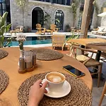 Hotel Rhea Boutique
