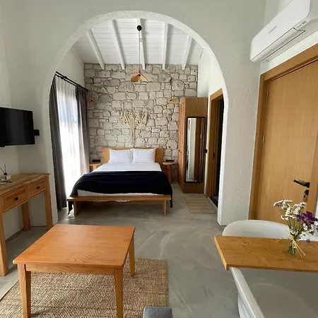 Rhea Boutique Hotel Alaçatı