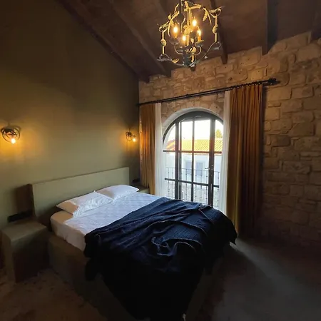 Rhea Boutique Alaçatı