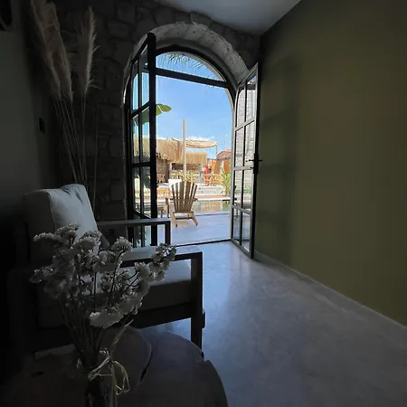 Hotel Rhea Boutique *