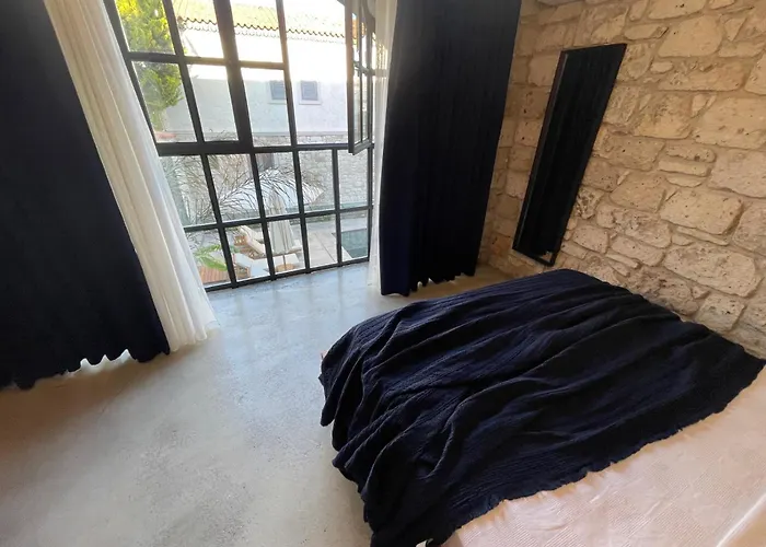 Rhea Boutique Alaçatı